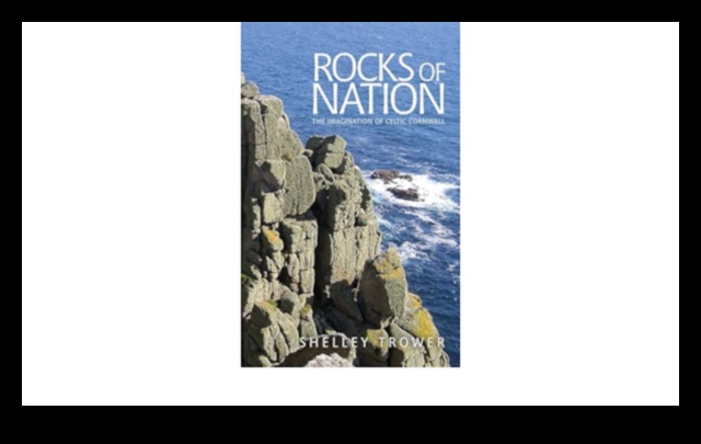 סלעי הדמיון 5 פסלי הטבע: אמנות אדמה שמעוררת פלא