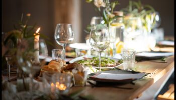 מלאכת יד קולינרית לארוחות ערב רומנטיות: יצירה של ארוחות אינטימיות