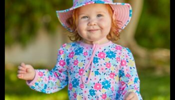 כובעים שמימיים: הגנה מפני השמש לבריאות התינוק